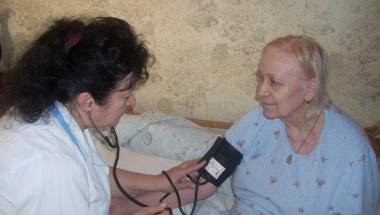 Numai anul trecut 3000 de doctori români au părăsit sistemul sanitar românesc pentru salariile din occident