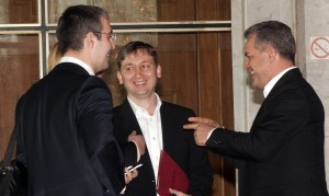  Proaspătul deputat democrat Sergiu Sârbu a ajuns să fie dat drept exemplu de vicepreședintele PD, Vladimir Plahotniuc.