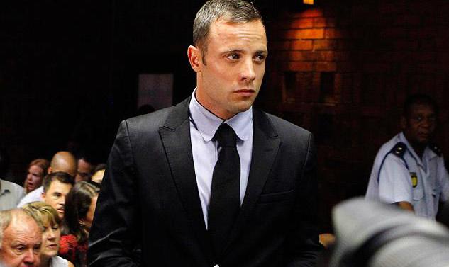 Oscar Pistorius este audiat, joi, pentru a treia zi la rând, de un tribunal din Prtoria, care trebuie să stabilească dacă atletul va fi eliberat sau nu pe cauţiune.