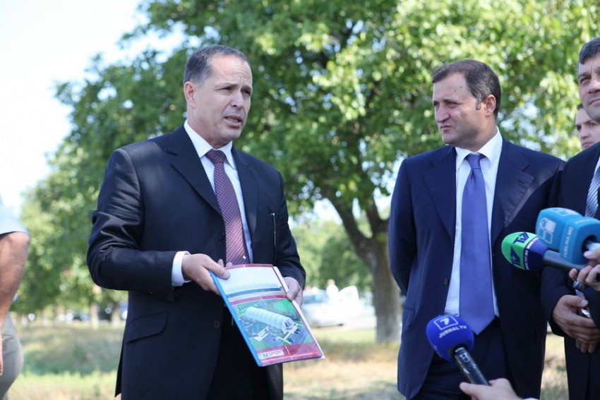 Formuzal afirmă că vameşii dau peste cap toate reformele care sunt realizate în R. Moldova