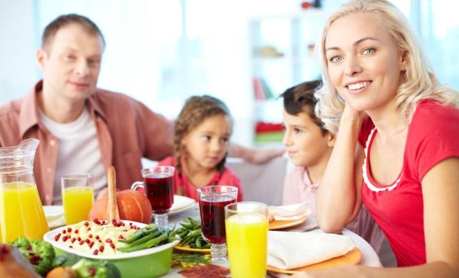 Evită condimentele picante şi sucurile carbogazoase, care pot afecta digestia.