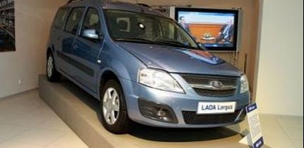Noul joint-venture, Alliance Rostec Auto BV, va ajunge să dețină 67% din acțiuni și va investi, în Rusia, circa 700 de milioane de dolari. 