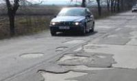 În patru ani PROMITE SOLEMN să reabiliteze 8% din TOTALUL drumurilor naţionale!