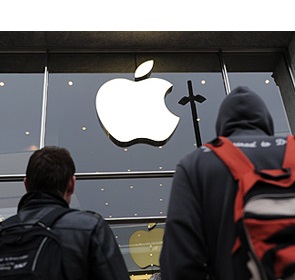 Суд Нью-Йорка признал Apple виновной в сговоре с издателями с целью повысить цены на электронные книги. Фото: GLOBAL LOOK press