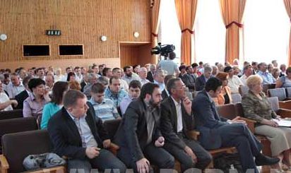 Vladimir Voronin, a declarat că la plenară vor fi abordate probleme legate de sectorul agricol şi situaţia din localităţile rurale.