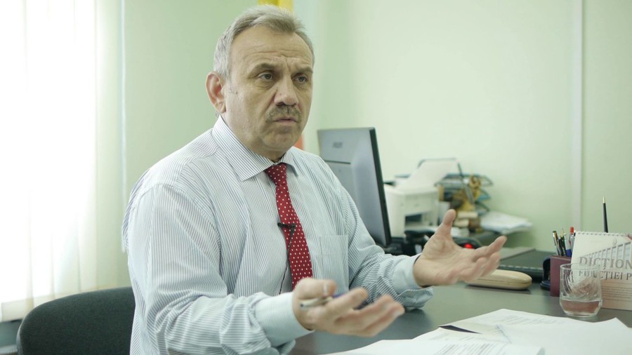 Totodată, Adrian Candu a mai specificat că este posibilă audierea șefului CNI, în Parlament, după ce acesta va prezenta informațiile Comisiei juridice.