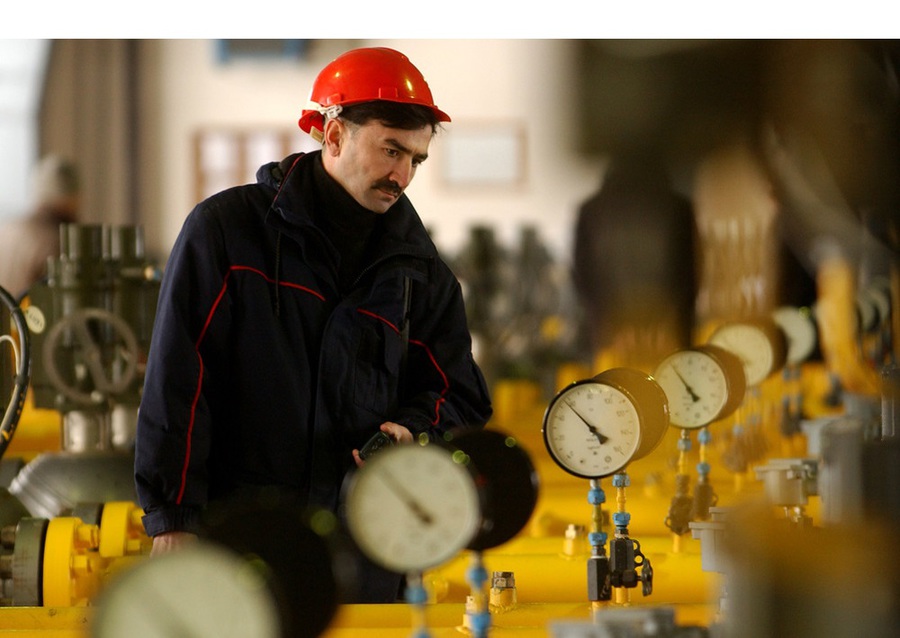 «Газпром» считает мошенническими схемы, при помощи которых Украина хочет получать газ из Европы путем реверсных поставок.