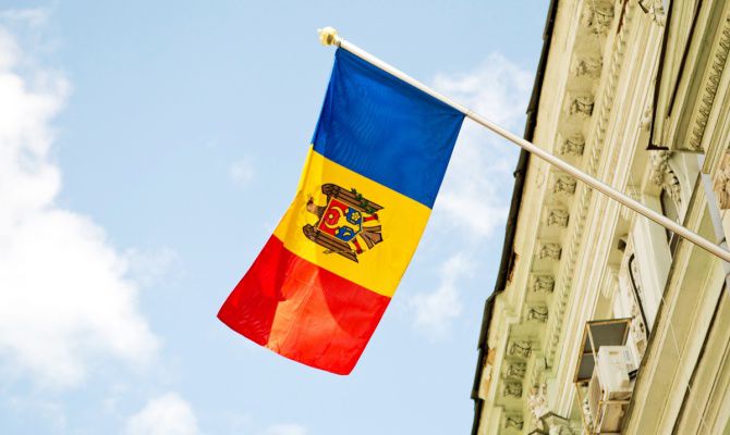 Более 600 тысяч человек проголосовали к 16.00 в Молдове.