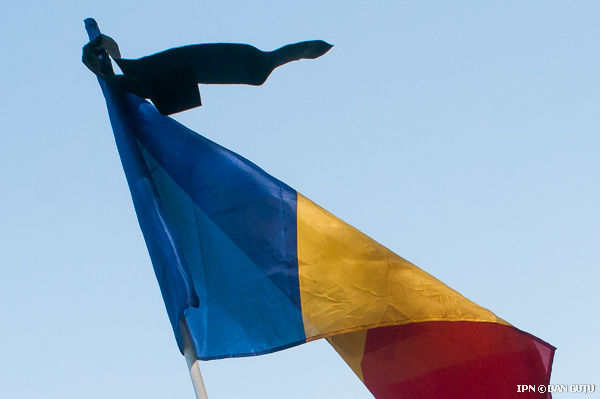 Nicolae Timofti, a semnat un decret privind declararea zilei de 16 noiembrie 2015 drept zi de doliu.