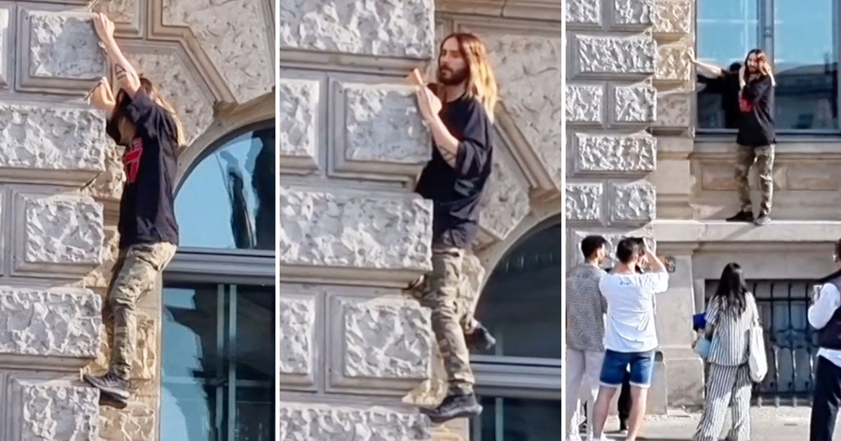 Джареда Лето засняли взбирающимся по стенам гостиницы Hotel De Rome в Берлине. 