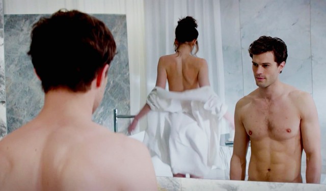 Cel mai așteptat film al anului 2015, „Cincizeci de umbre ale lui Grey / Fifty Shades of Grey”, a fost interzis spre difuzare și închiriere în Malaezia.