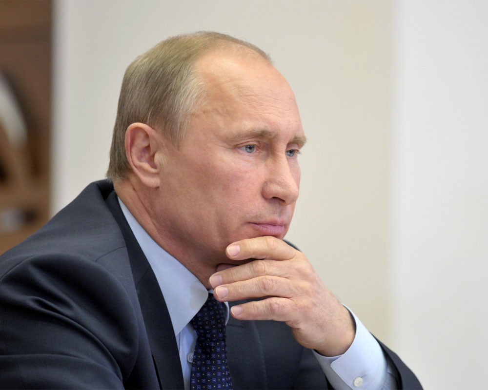 Rusia este pregătită să acţioneze "hotărât", chiar să susţină o acţiune armată în Siria, a declarat miercuri Vladimir Putin.