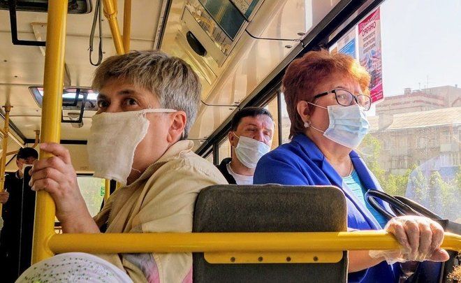 Эксперт рассказал, что данных об опасности выздоровевших после COVID-19 для окружающих нет.