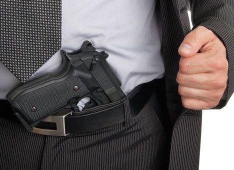 В Молдове более 55 тысяч человек законно владеют оружием.