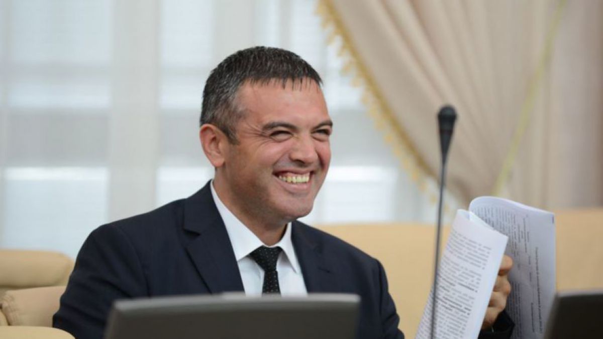 Averea declarată cu care Chetraru părăsește funcția de director CNA