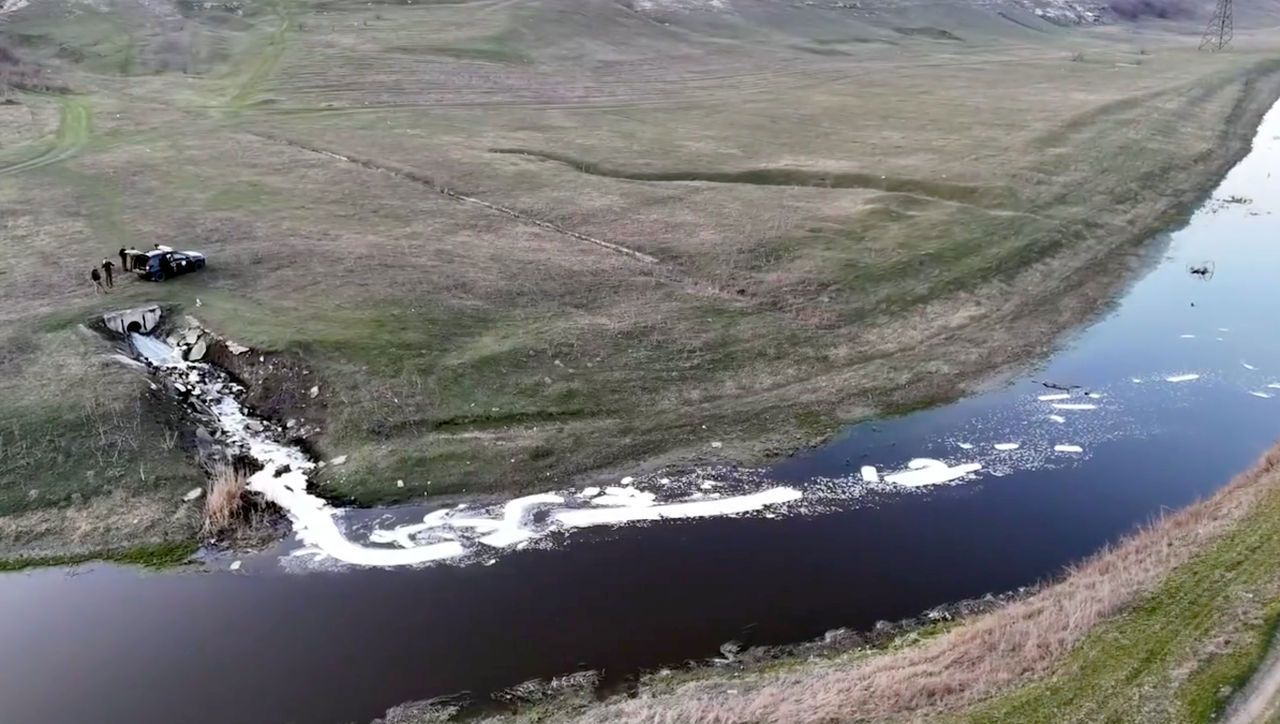 Источником загрязнения реки Реут могла стать очистная станция.