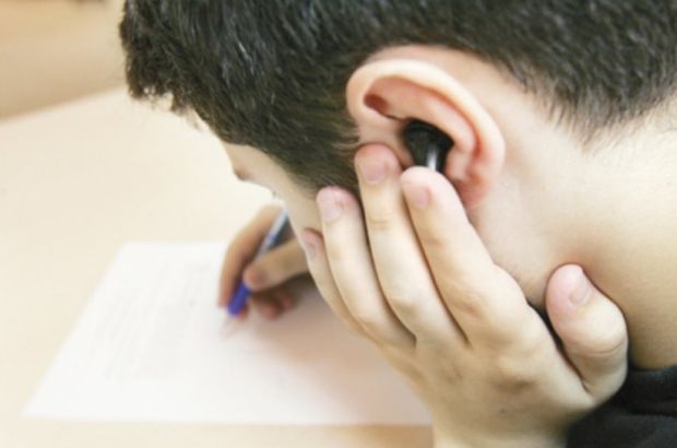 Nici cea de-a cincea probă de examen din sesiunea de Bacalaureat nu s-a trecut fără incidente. Foto: realitatea.md