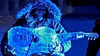 Группа энтузиастов готовит в северном городе Лулео музыкальную программу, особенностью которой станет исполнение музыкальных произведений на инструментах, сделанных изо льда. Фото: avivas.ru