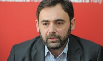 Comunistul Mark Tkaciuk şi-a depus astăzi mandatul de deputat. Despre aceasta s-a anunţat în cadrul şedinţei Legislativului.
