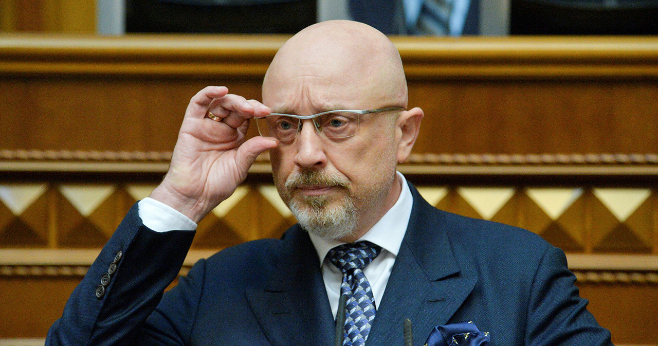 Министр обороны Украины: Россия несет сокрушительные потери на всех фронтах.