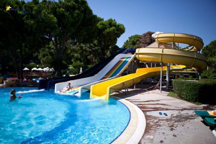 Un băiat din Moldova s-a înecat în piscina unui hotel din Antalia. Foto: unimedia.info