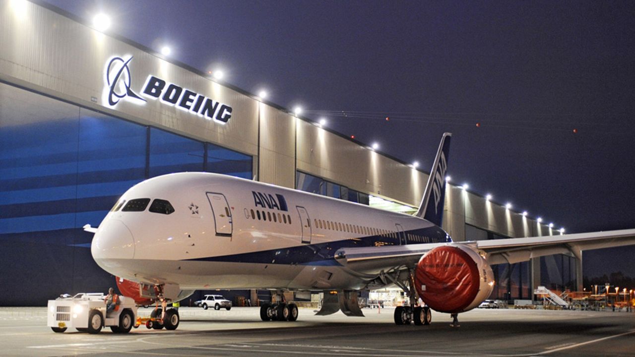 В Boeing начались отставки.