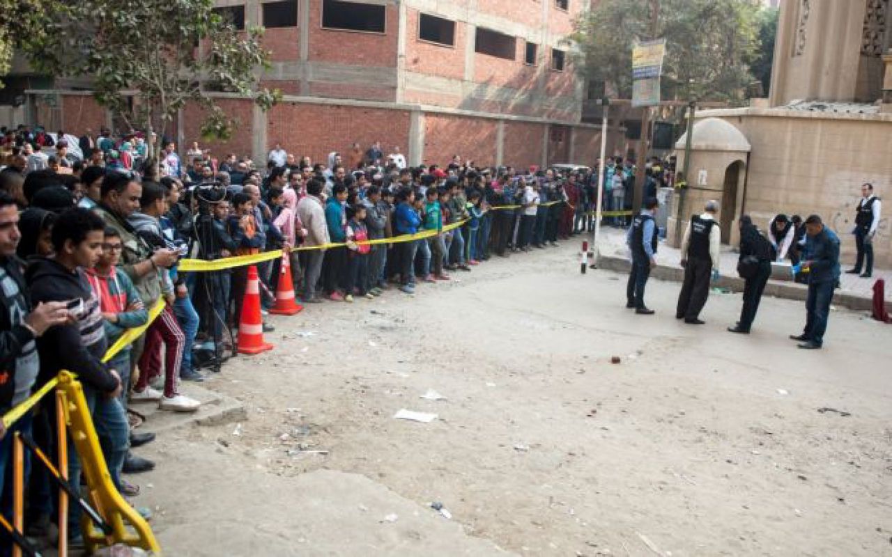 Imagini groaznice: Momentul atacului terorist din Cairo