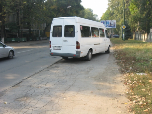 Greva anunțată de șoferii de microbuze de pe câteva rute din capitală nu este susținută de transportatori.