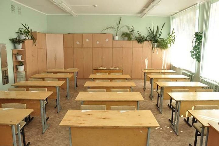Părinții unei școli care urmează să fie închisă: Cine garantează siguranța copiilor noștri?.