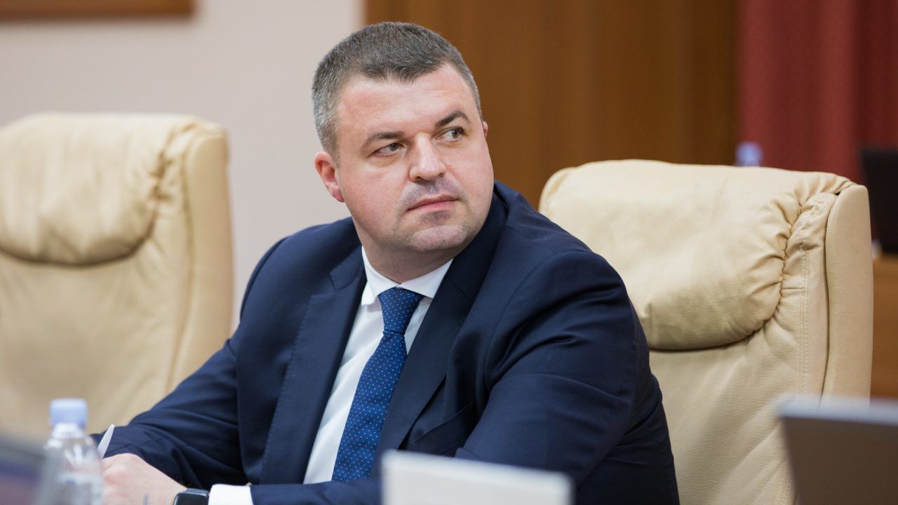 Подробности обыска у экс-главы АГУ: Изъяты носители информации.