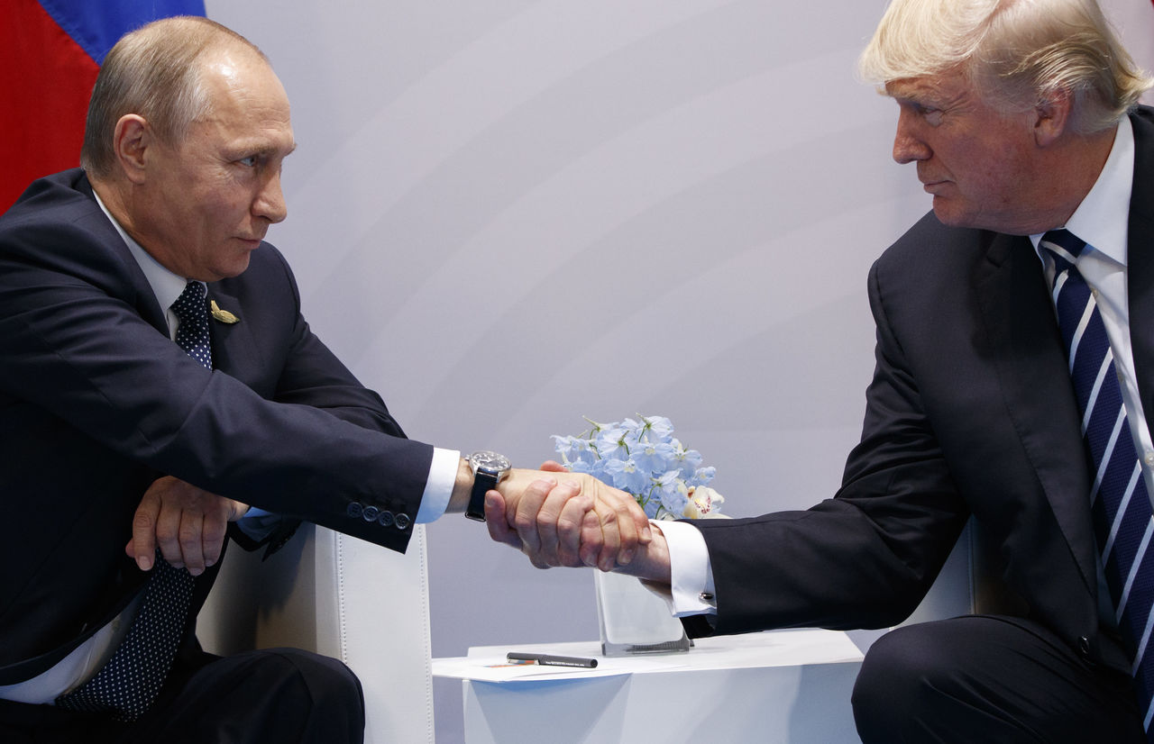 Dialog secret între Trump și Putin la G-20: Aveau translator rus