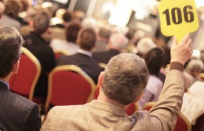Ieri a început cea de-a treia rundă de privatizare a proprietăţii publice. În cadrul licitaţiei au fost vândute două proprietăţi.