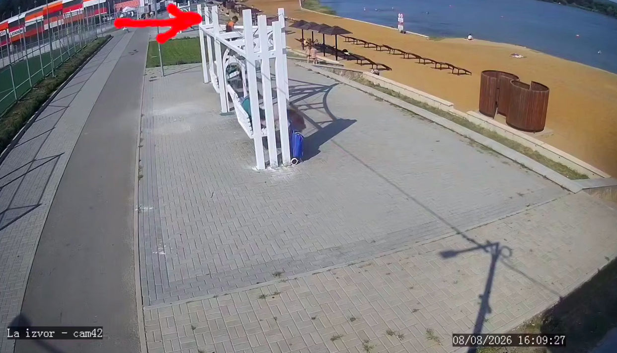 В столичном парке «Ла Извор» дети повредили систему распыления воды.