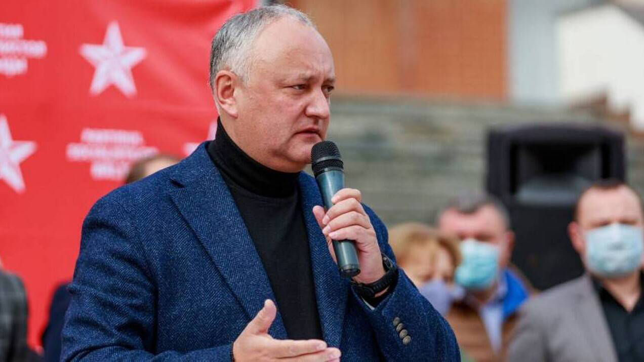 Додон после освобождения из-под ареста заявил, что примет участие в протестах оппозиции.