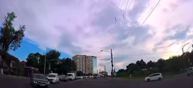 Опасный маневр в центре Кишинева: полиция выявила нарушительницу.