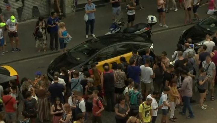 Ранее сообщалось, что баски пытались выгнать туристов из Испании под песню "Макарена".