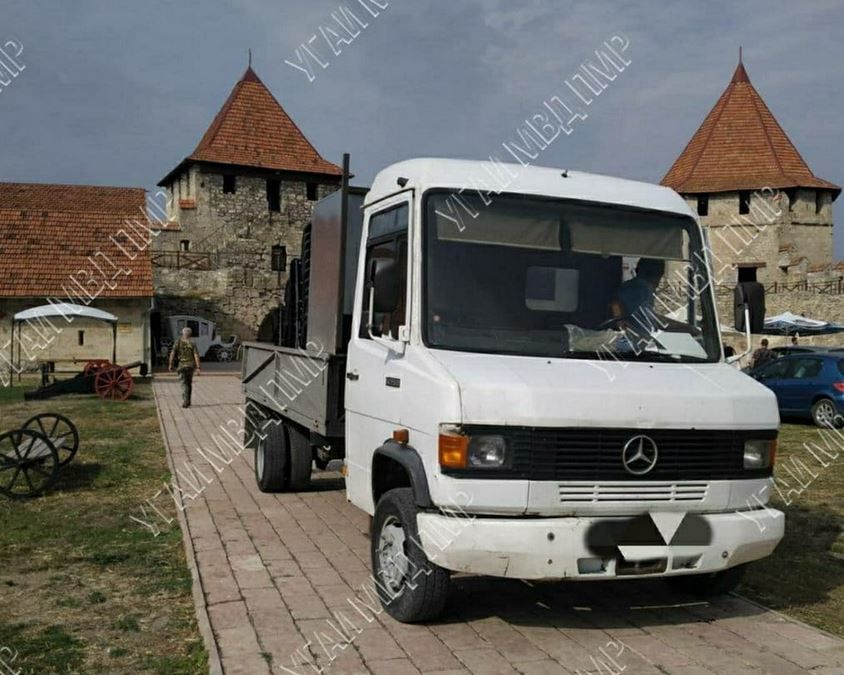 Происшествие в Бендерах: женщина попала под колеса грузовика.
