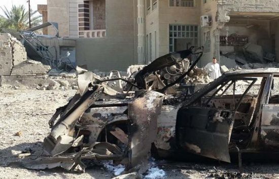 Cel puţin patru persoane au fost ucise miercuri şi 15 rănite într-un atentat sinucigaş în oraşul libian Misrata. 