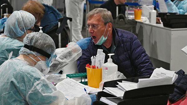 Число заразившихся коронавирусом превысило три миллиона человек.