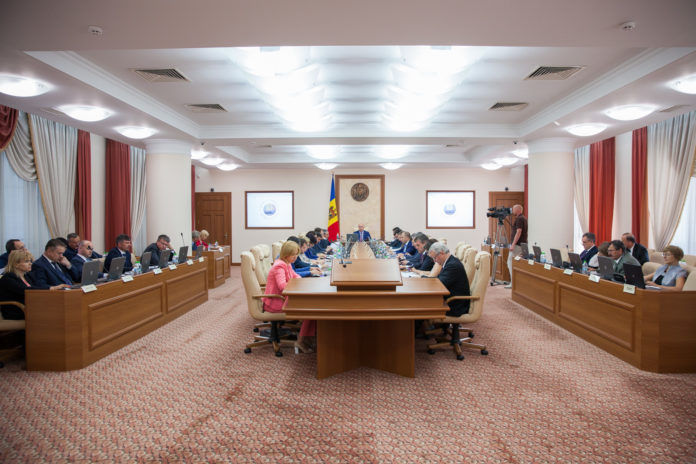 Candu, despre când va începe reforma Guvernului. Foto: moldova.org