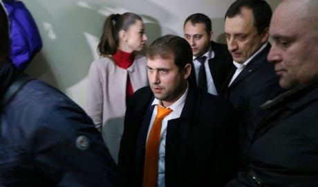Ilan Șor este acuzat de escrocherie și spălare de bani în proporții deosebit de mari în dosarul fraudelor de la Banca de Economii.