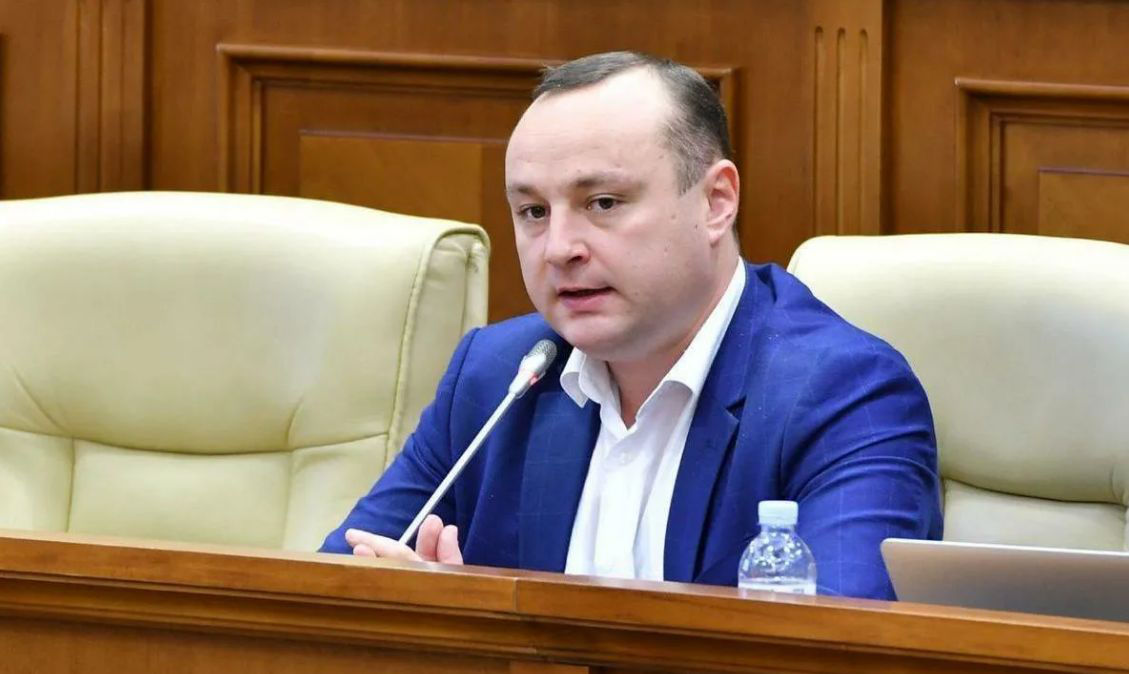 Батрынча: Мы требуем заслушать руководство НМБ и НАРЭ.