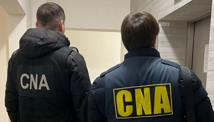 У двух прокуроров прошли обыски по делу о незаконном обогащении.