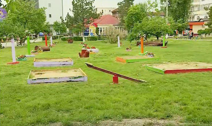 Всего в Каушанах пять парков. Их не ремонтировали с советских времён.