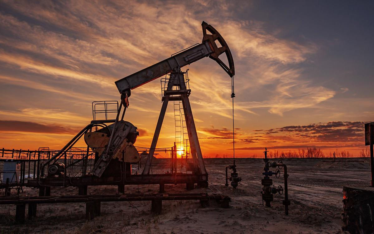 Нефть направляется к самой длинной серии годовых потерь цены в истории.
