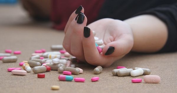 В Кагуле 14-летняя девочка попала в больницу, отравившись таблетками. 