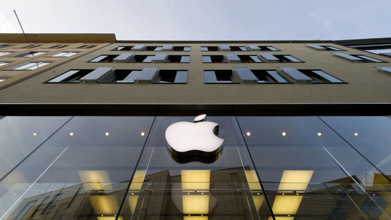 Apple подала в суд на разработчика шпионского ПО из Израиля.