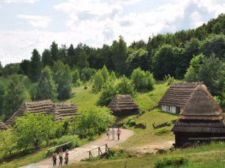 Национальный музей быта и архитектуры в Пирогово.