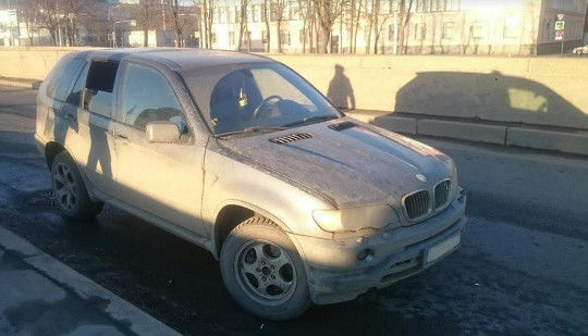 Гражданин РМ лишился своего автомобиля, который он временно ввез на территорию Петербурга.