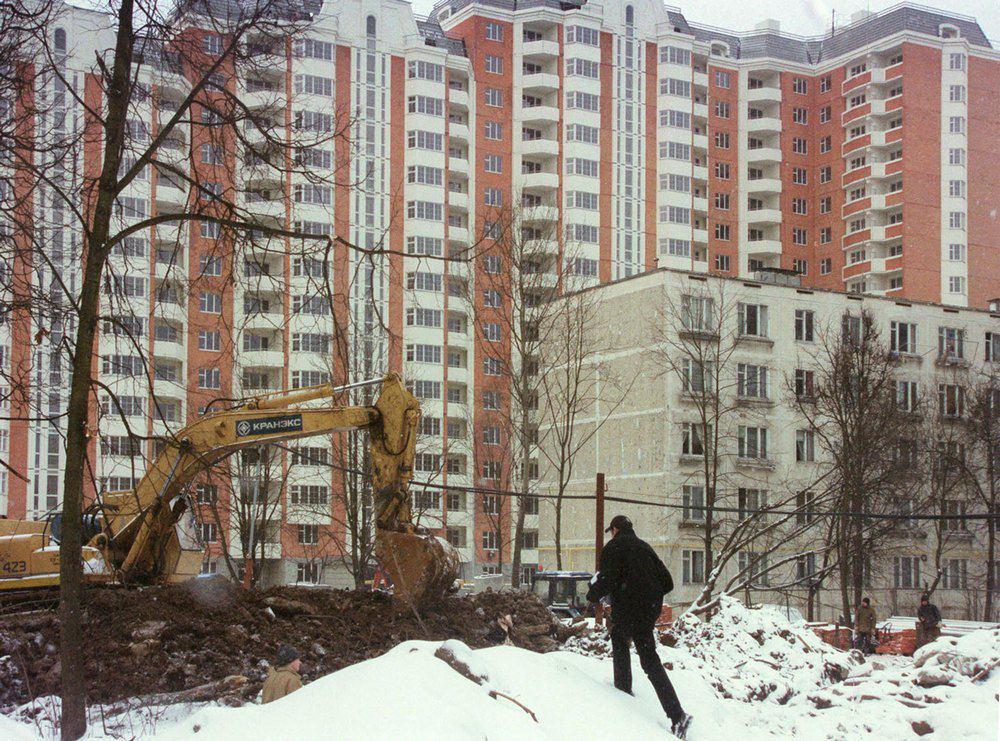 Эксперты говорят, что удешевление недвижимости продлится до конца года.